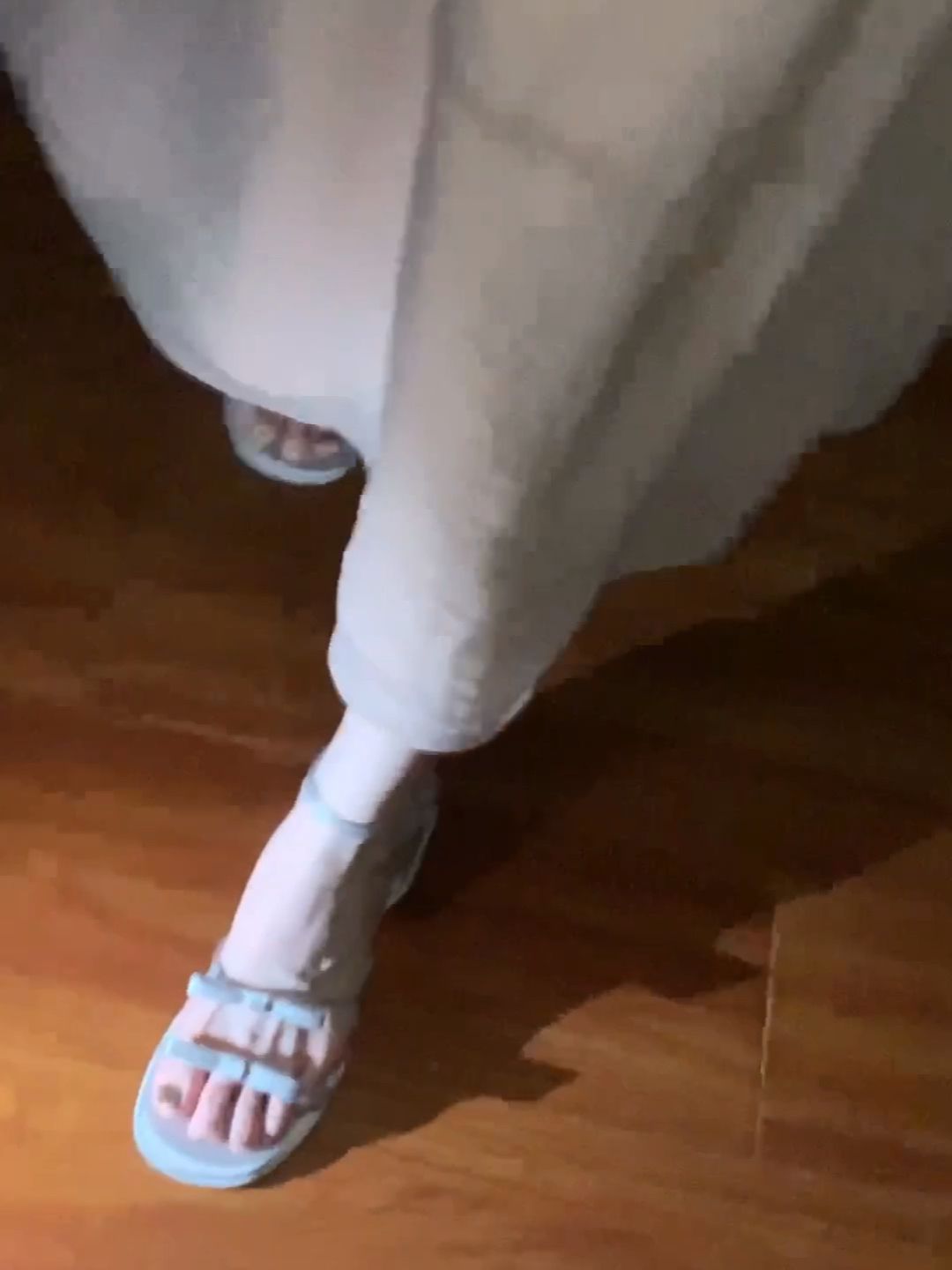 无帮  - VALI鞋履AI设计主图