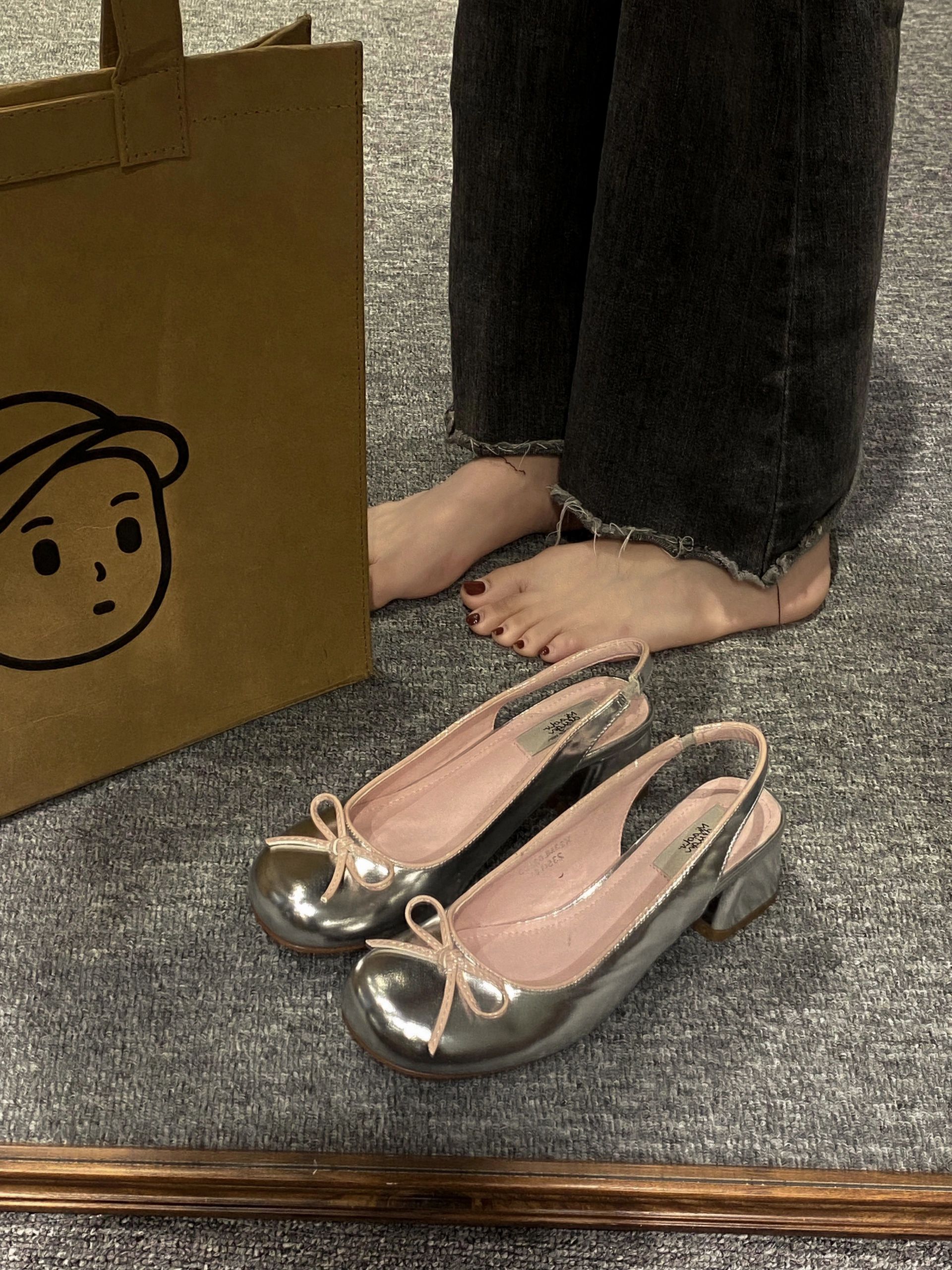 松紧带 浅口鞋 皮革  - VALI鞋履AI设计主图