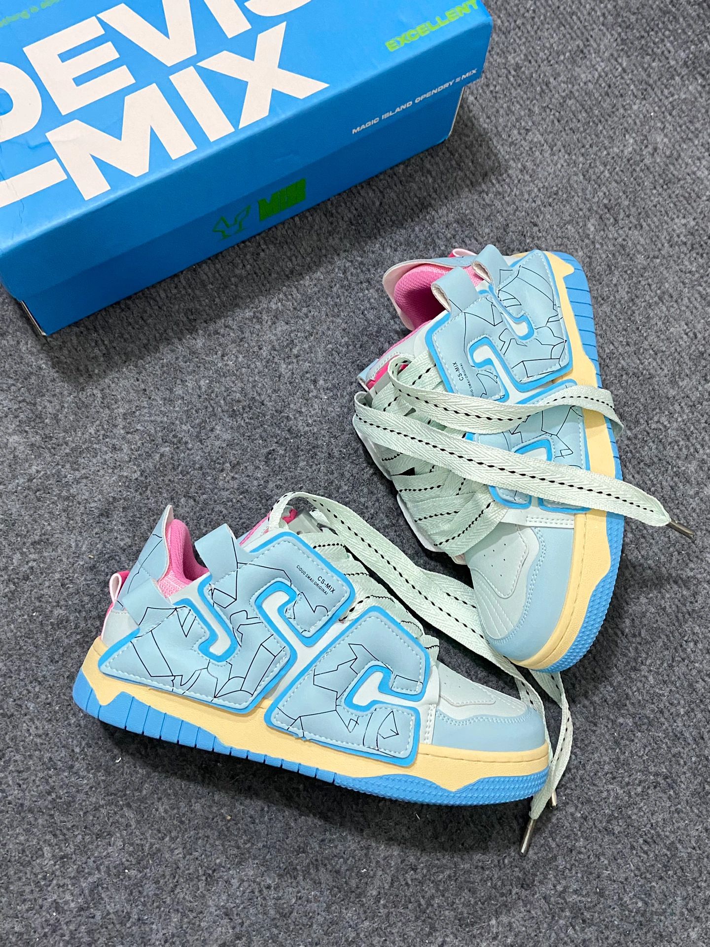 低帮 魔术贴 皮革  - VALI鞋履AI设计主图