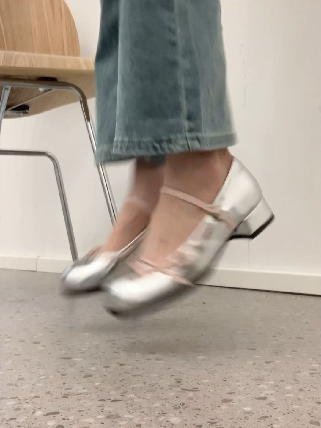 圆头 浅口鞋  - VALI鞋履AI设计主图