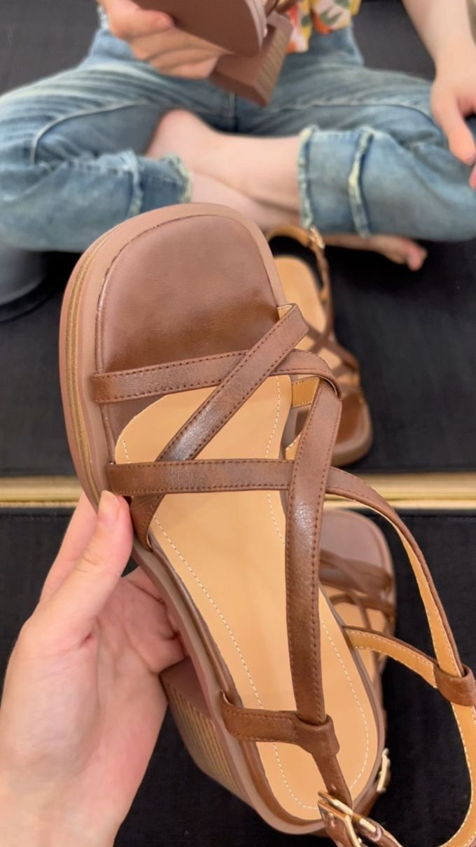 无帮 袢扣 皮革 