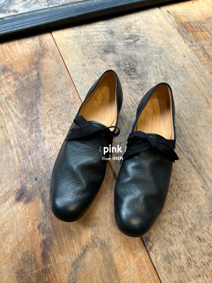 圆头 深口鞋 皮革 