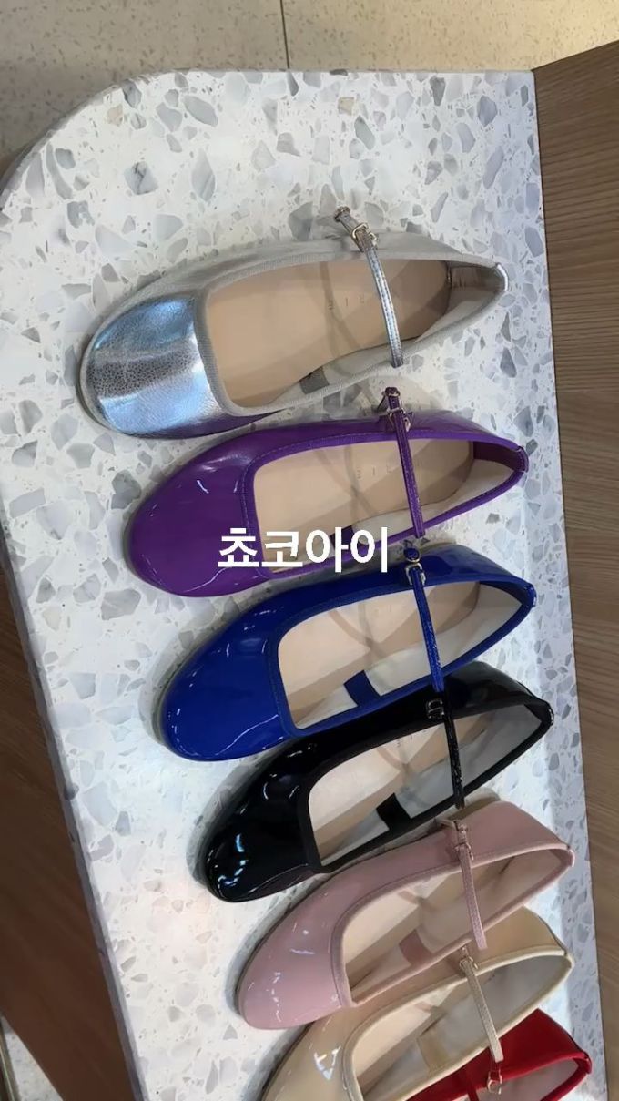 圆头 袢扣 中口鞋 皮革 