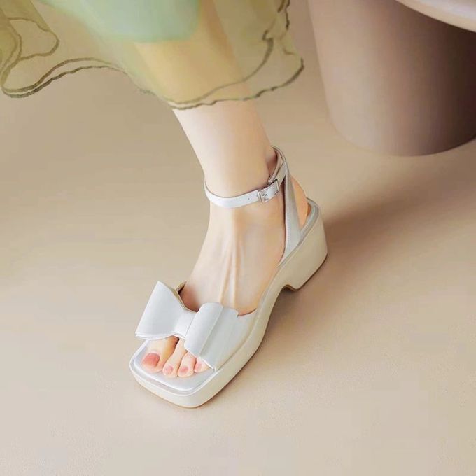 无帮 袢扣 皮革 