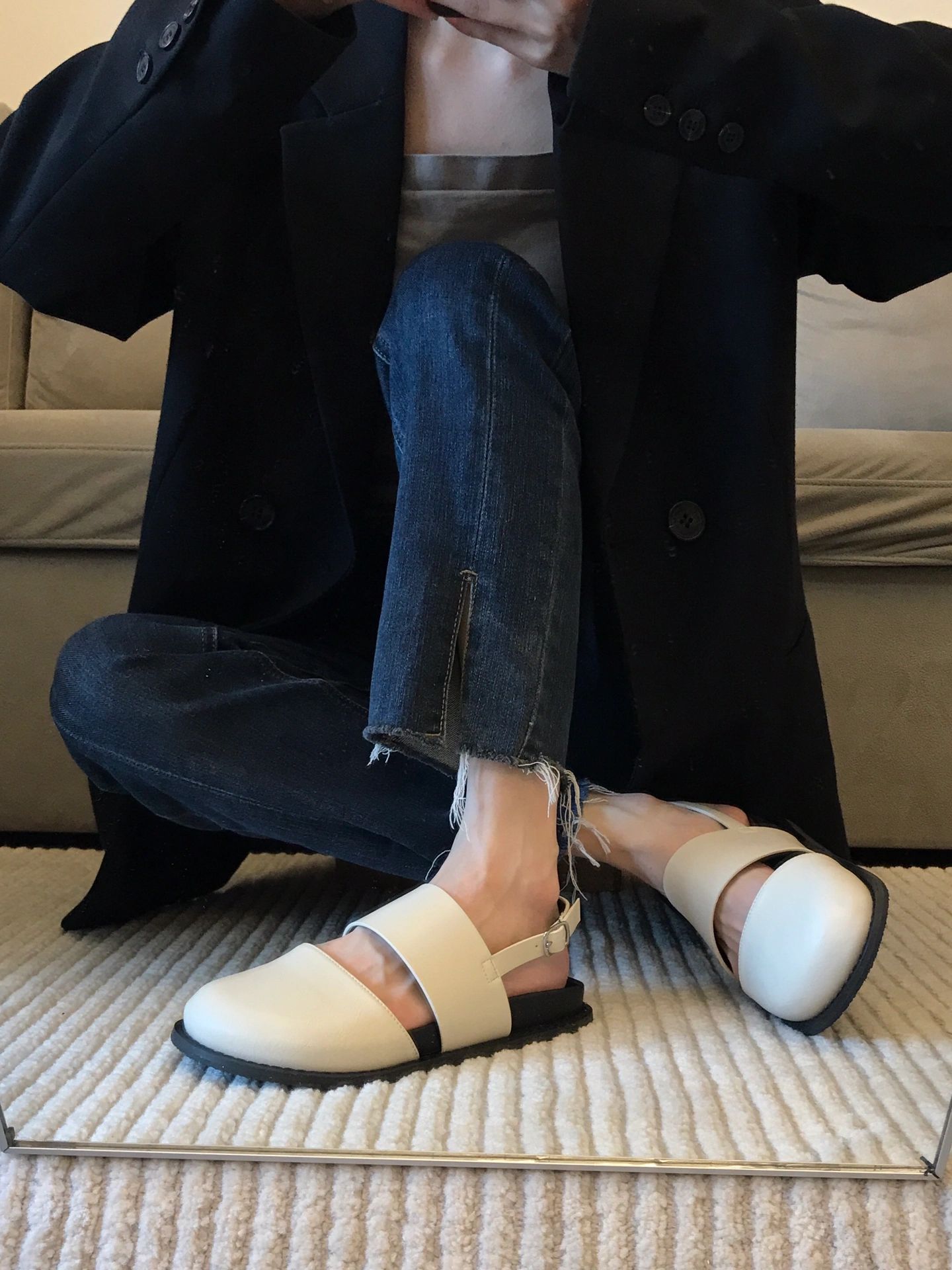 正装面料 H型 翻驳领 蓝黑色 基础扣饰 都市  - VALI鞋履AI设计主图