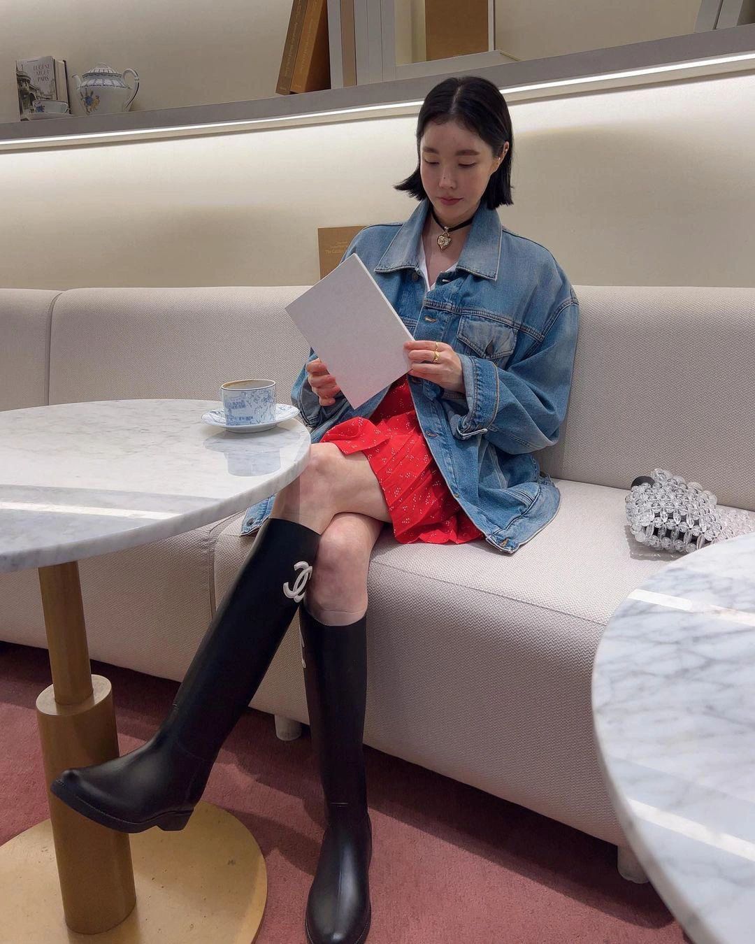 牛仔面料 H型 翻领 洗水 波塞冬蓝 无限蓝 基础扣饰 韩系休闲 休闲  - VALI鞋履AI设计主图