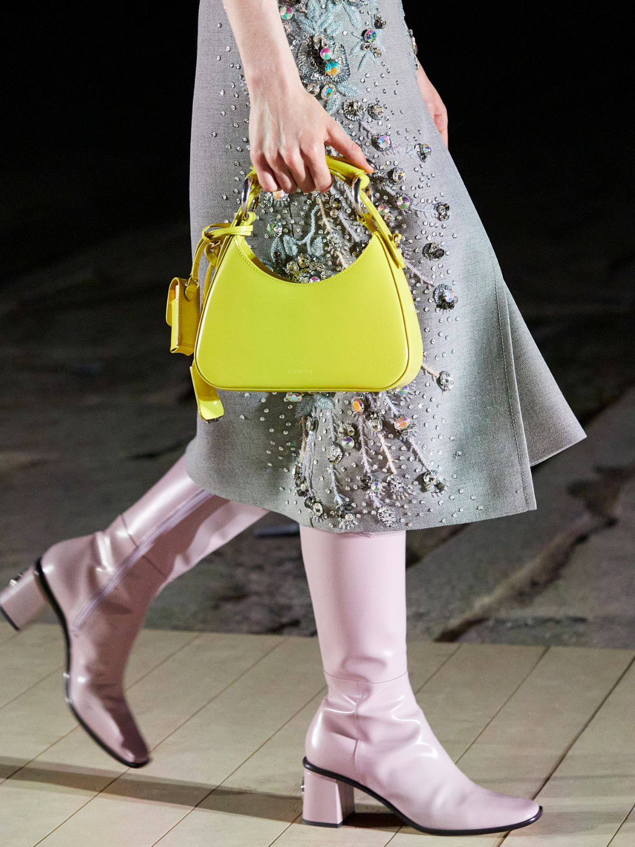 A型 钉珠-亮片 塔灰色 正灰色 月岩色  - VALI鞋履AI设计主图