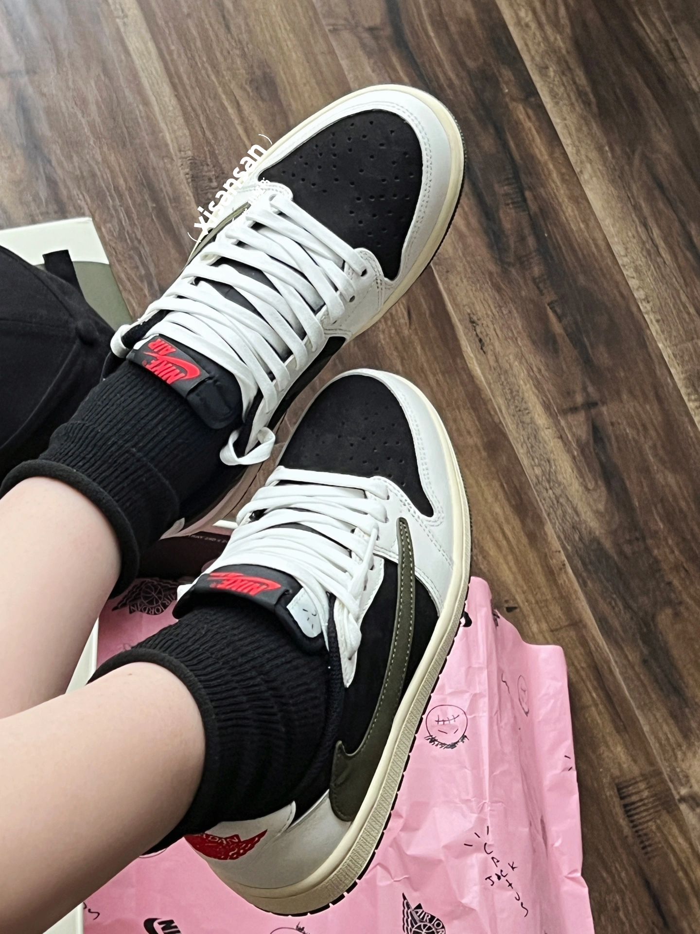 低帮 系带  - VALI鞋履AI设计主图