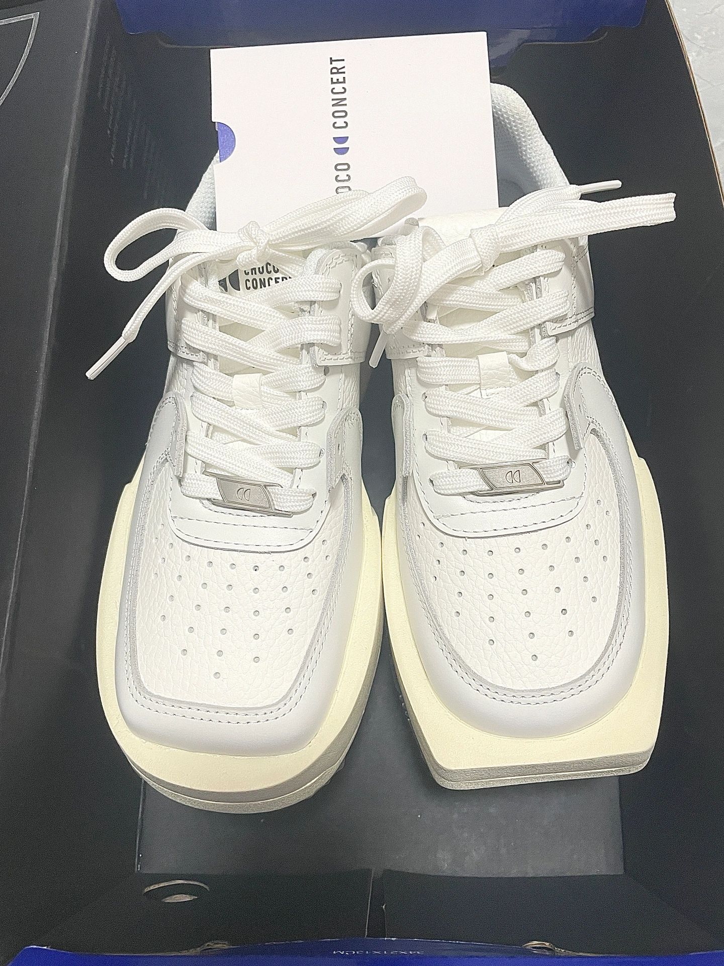 系带 皮革  - VALI鞋履AI设计主图