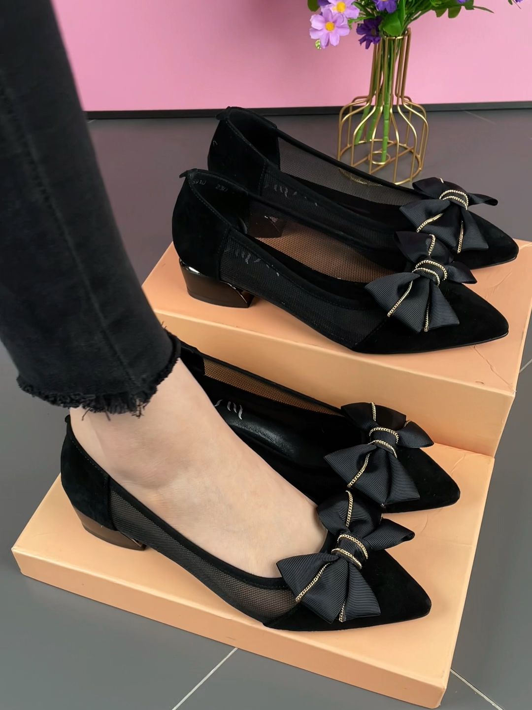  - VALI鞋履AI设计主图