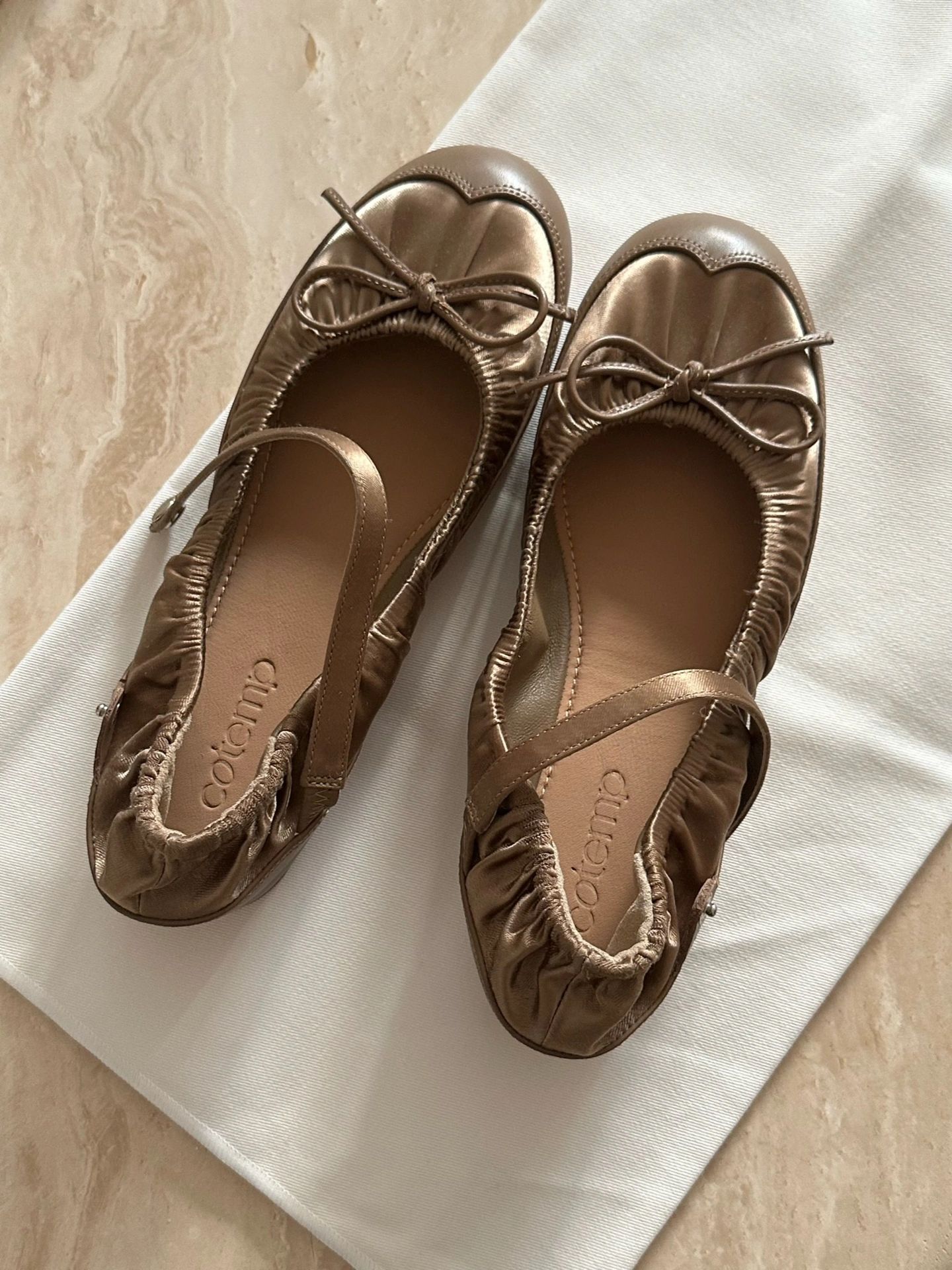 浅口鞋 皮革  - VALI鞋履AI设计主图