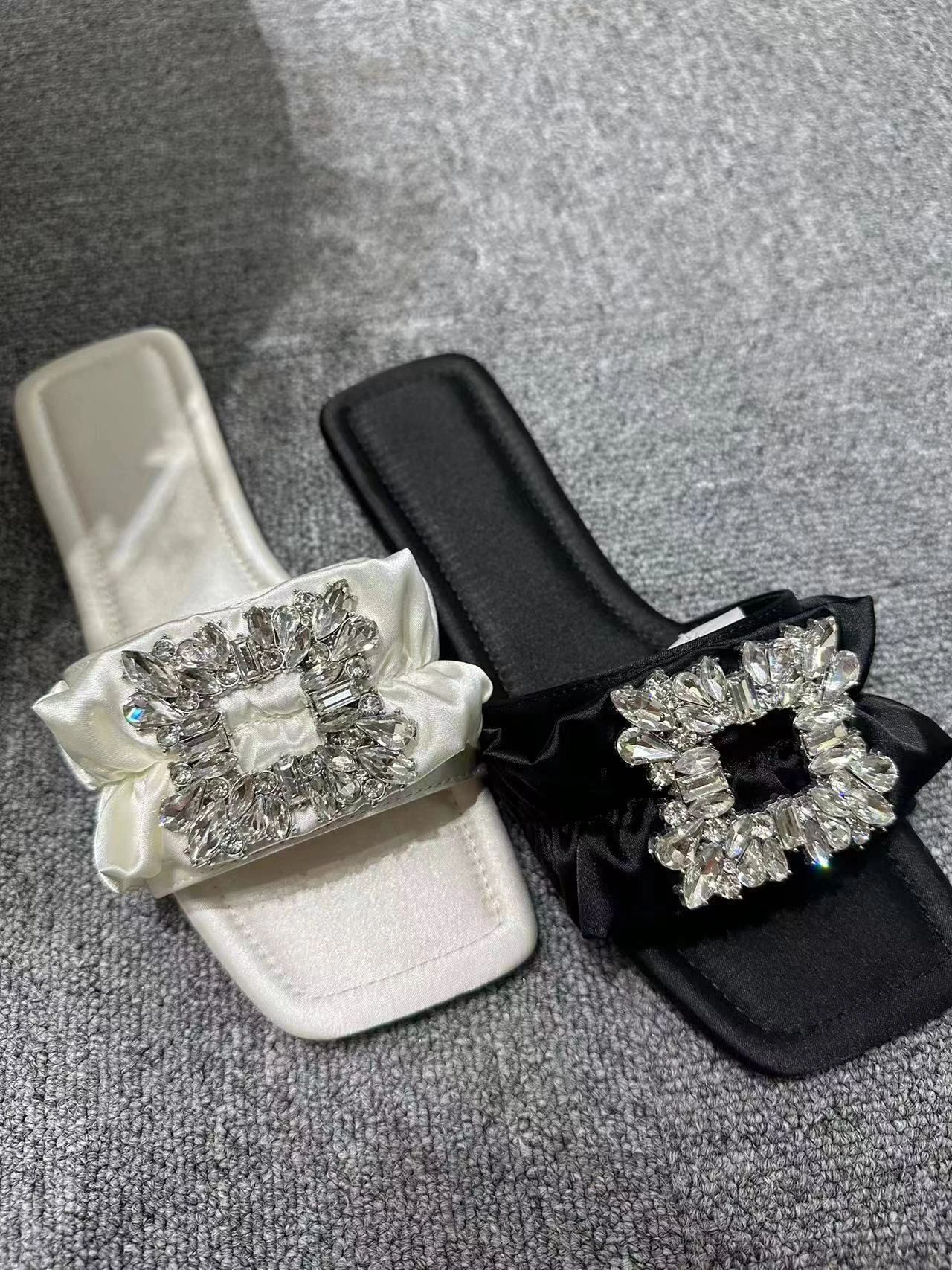 无帮  - VALI鞋履AI设计主图