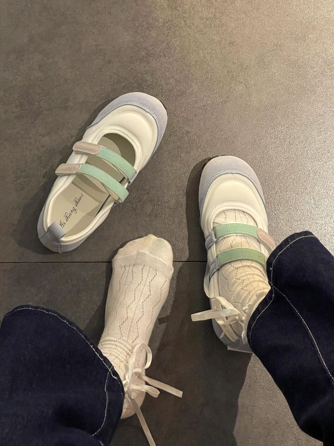 圆头 魔术贴 中口鞋 