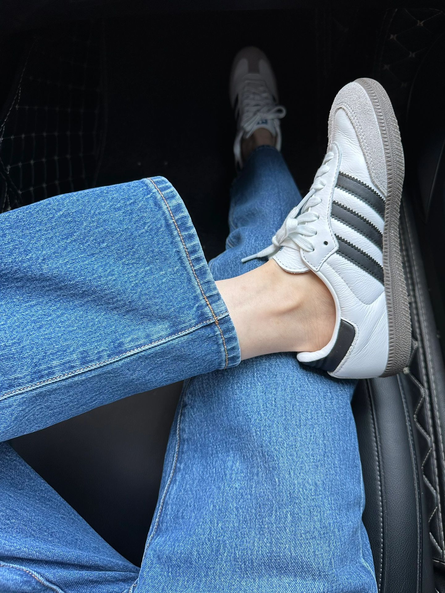 低帮 系带 皮革  - VALI鞋履AI设计主图