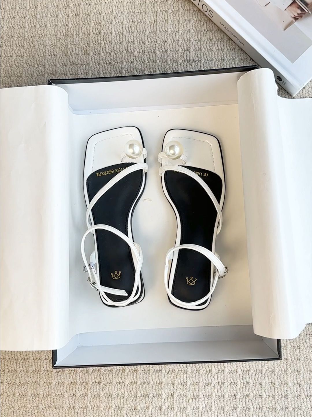 无帮 袢扣 皮革  - VALI鞋履AI设计主图