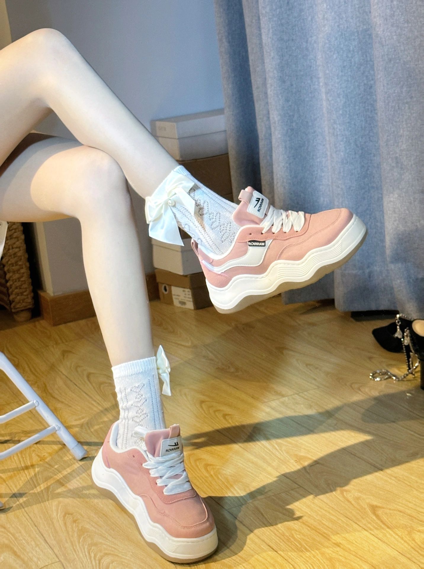 低帮 松紧带 系带 蕾丝  - VALI鞋履AI设计主图