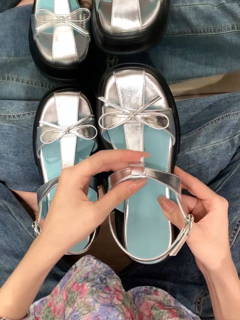 无帮 袢扣 皮革  - VALI鞋履AI设计主图