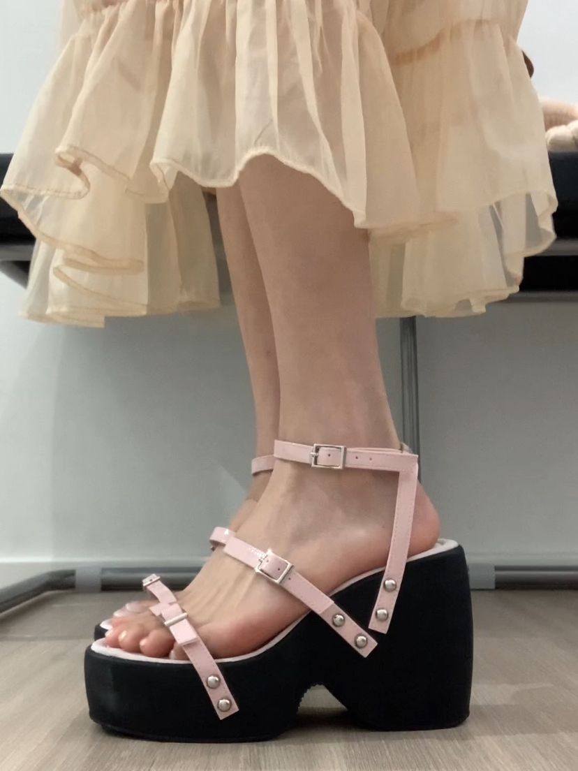 无帮 袢扣 皮革  - VALI鞋履AI设计主图