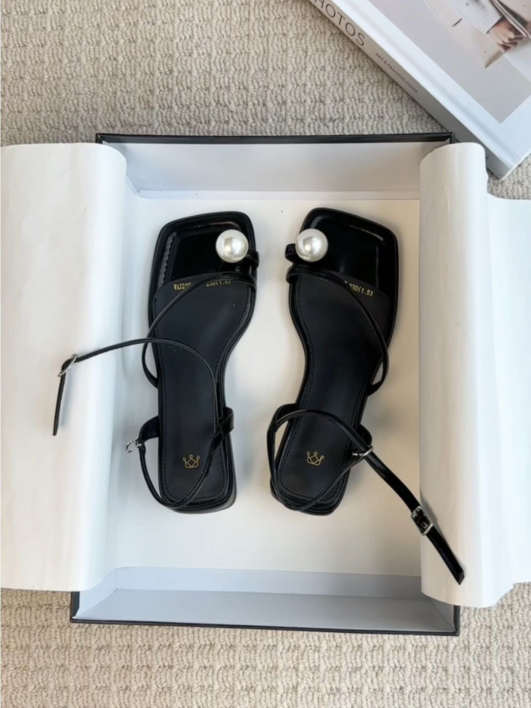 无帮 袢扣  - VALI鞋履AI设计主图