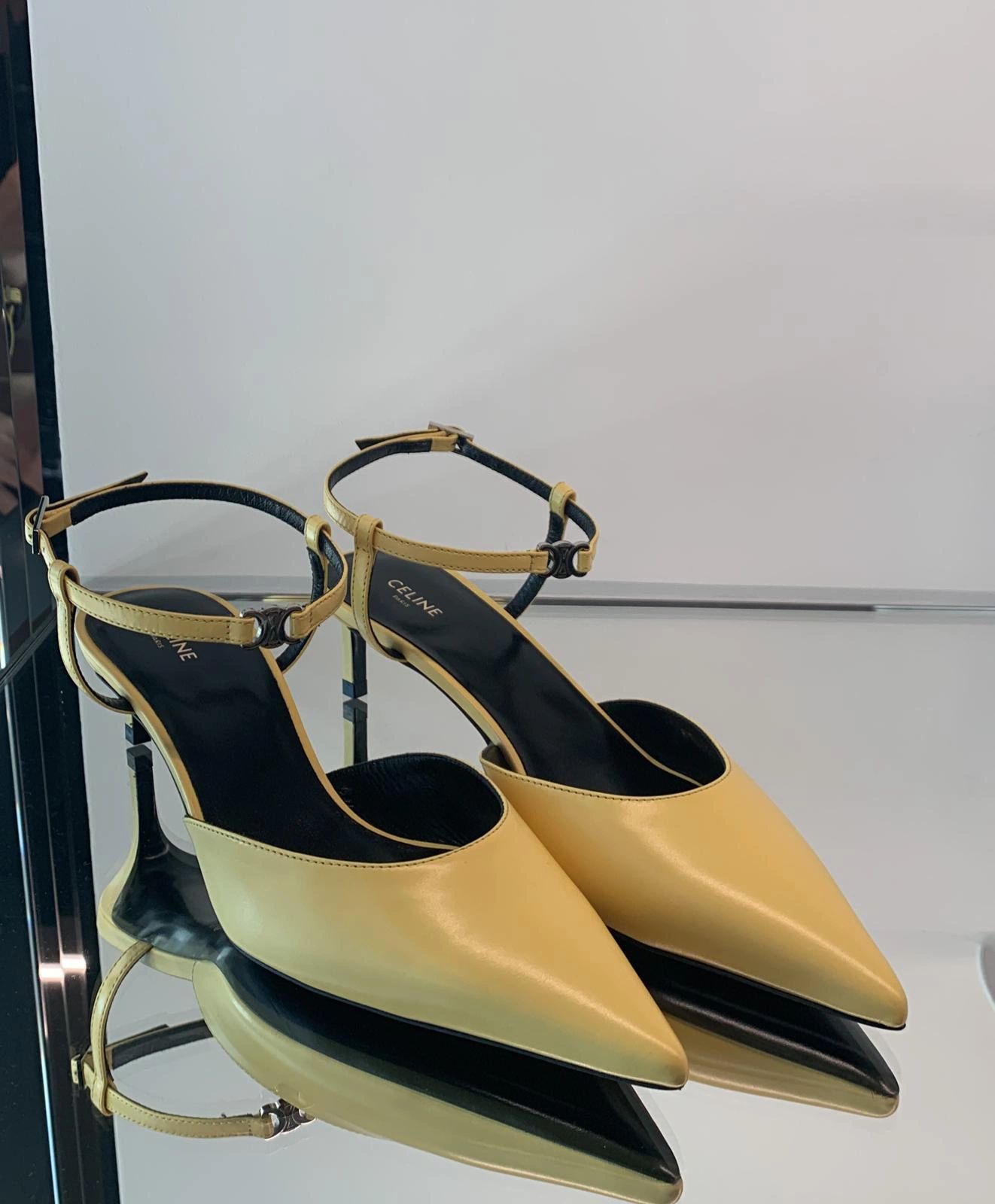 无帮 皮革  - VALI鞋履AI设计主图