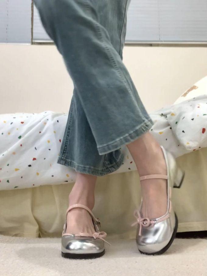 圆头 低帮 中口鞋 皮革 