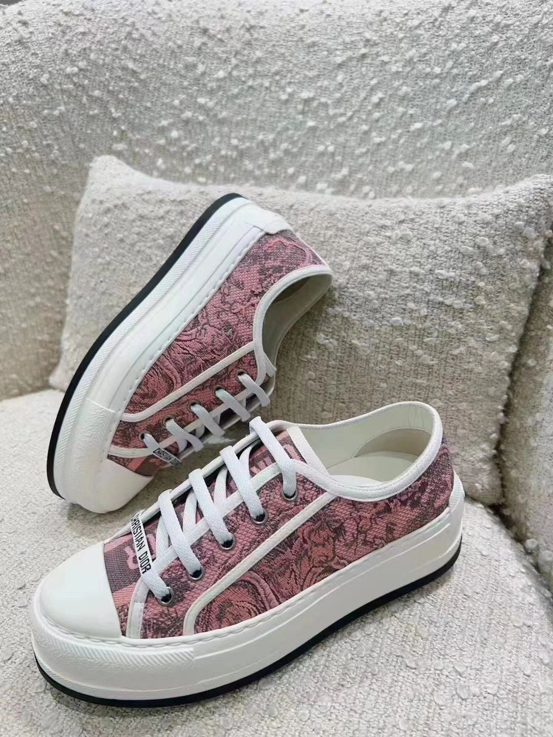 低帮 系带  - VALI鞋履AI设计主图