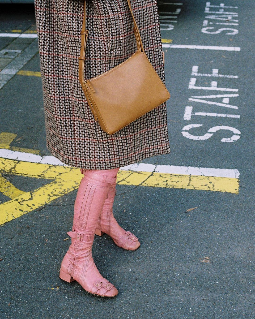 呢绒 H型 格纹/菱格 爪哇色  - VALI鞋履AI设计主图