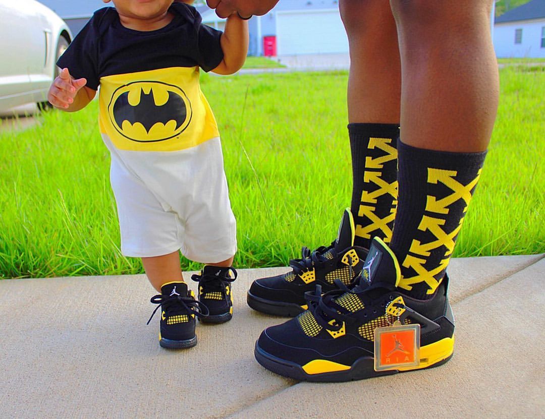 针织面料 H型 圆形领 卡通次元 撞色/渐变 印花 夜蓝色 月岩色  - VALI鞋履AI设计主图