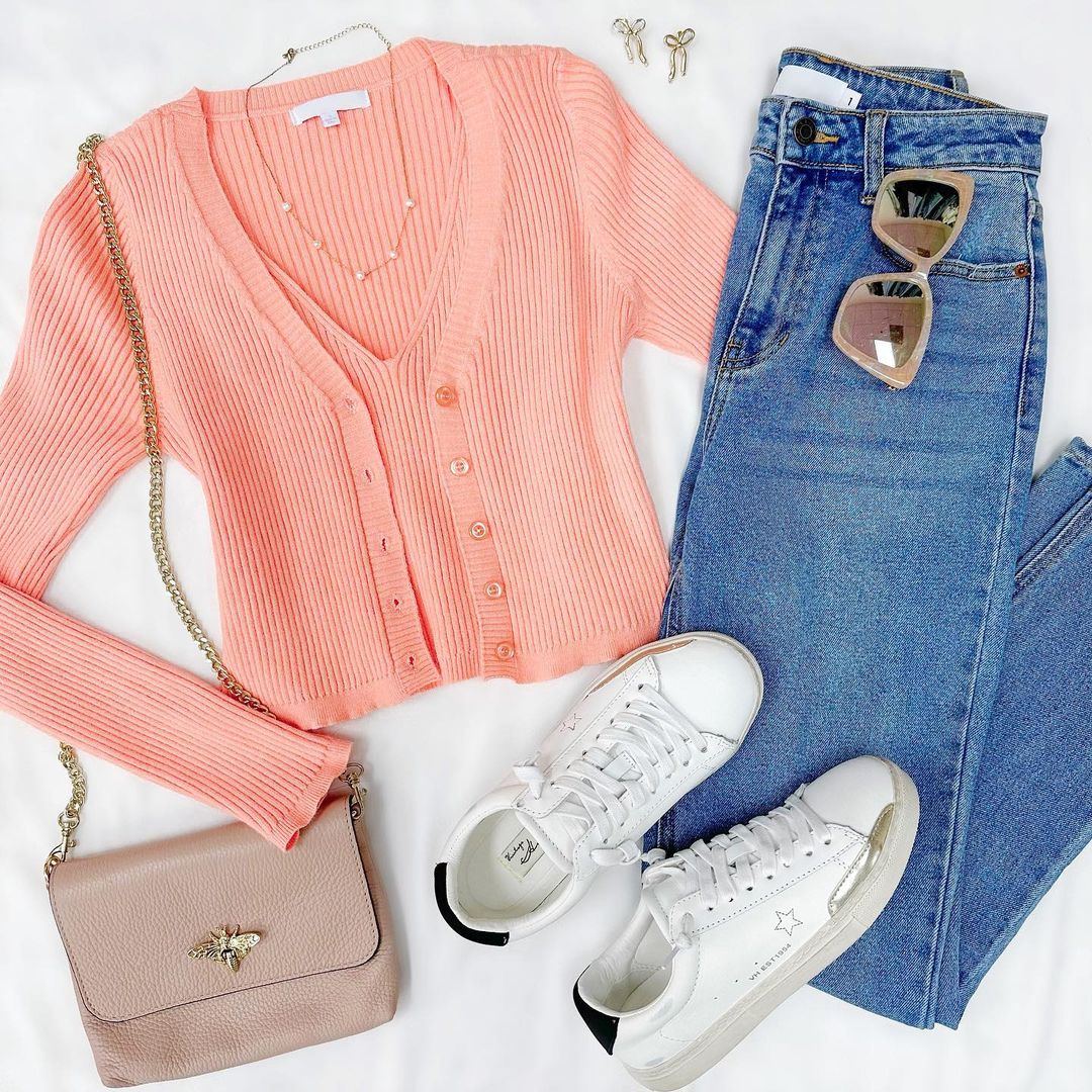 毛纺 V领 细针 针织螺纹 桃芽粉 基础扣饰  - VALI鞋履AI设计主图