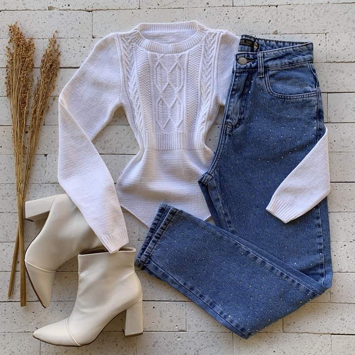 毛纺 圆形领 细针 提花-绞花 淡紫蓝色 石南花紫 基础扣饰  - VALI鞋履AI设计主图