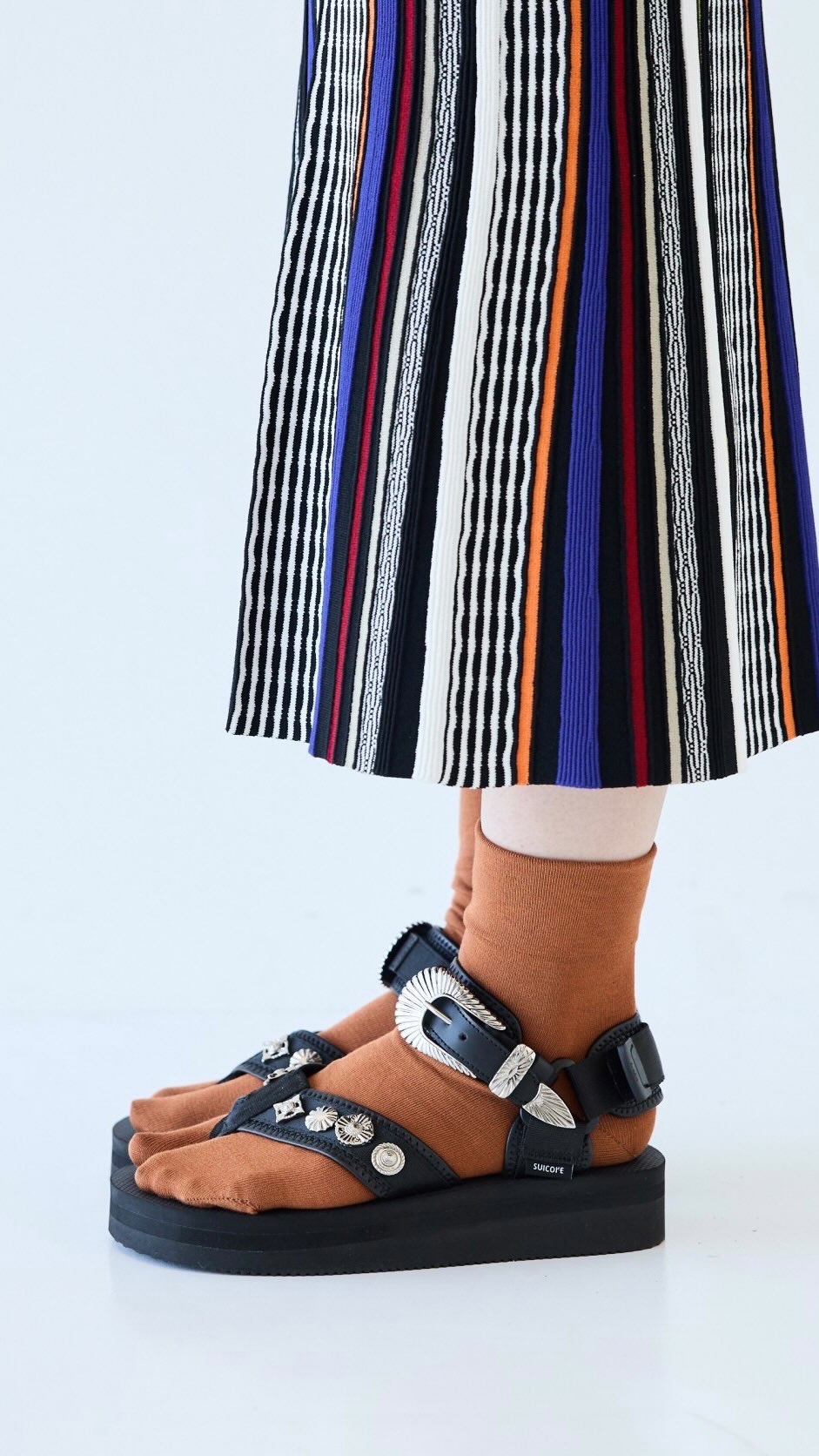 A型 条纹/波纹 蓝黑色 淡蓝色  - VALI鞋履AI设计主图