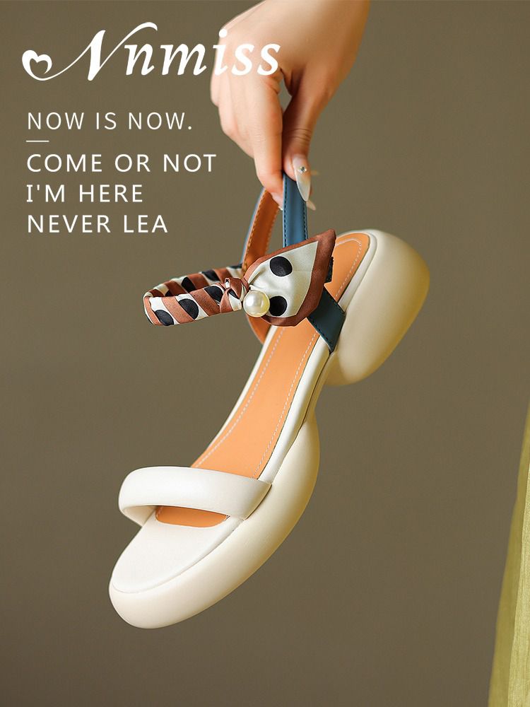 圆头  - VALI鞋履AI设计主图