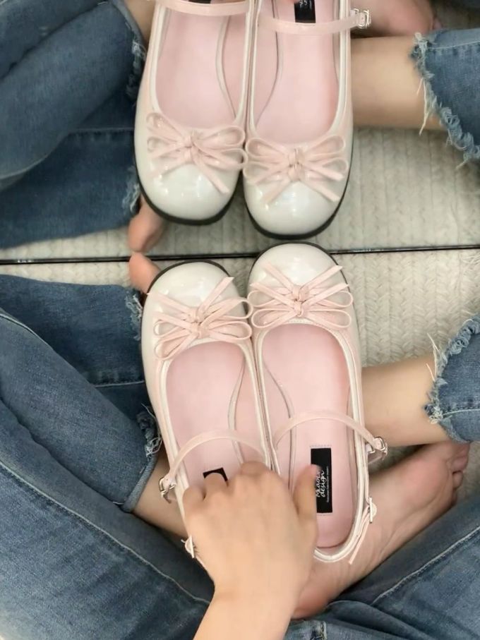 圆头 袢扣 浅口鞋 皮革 