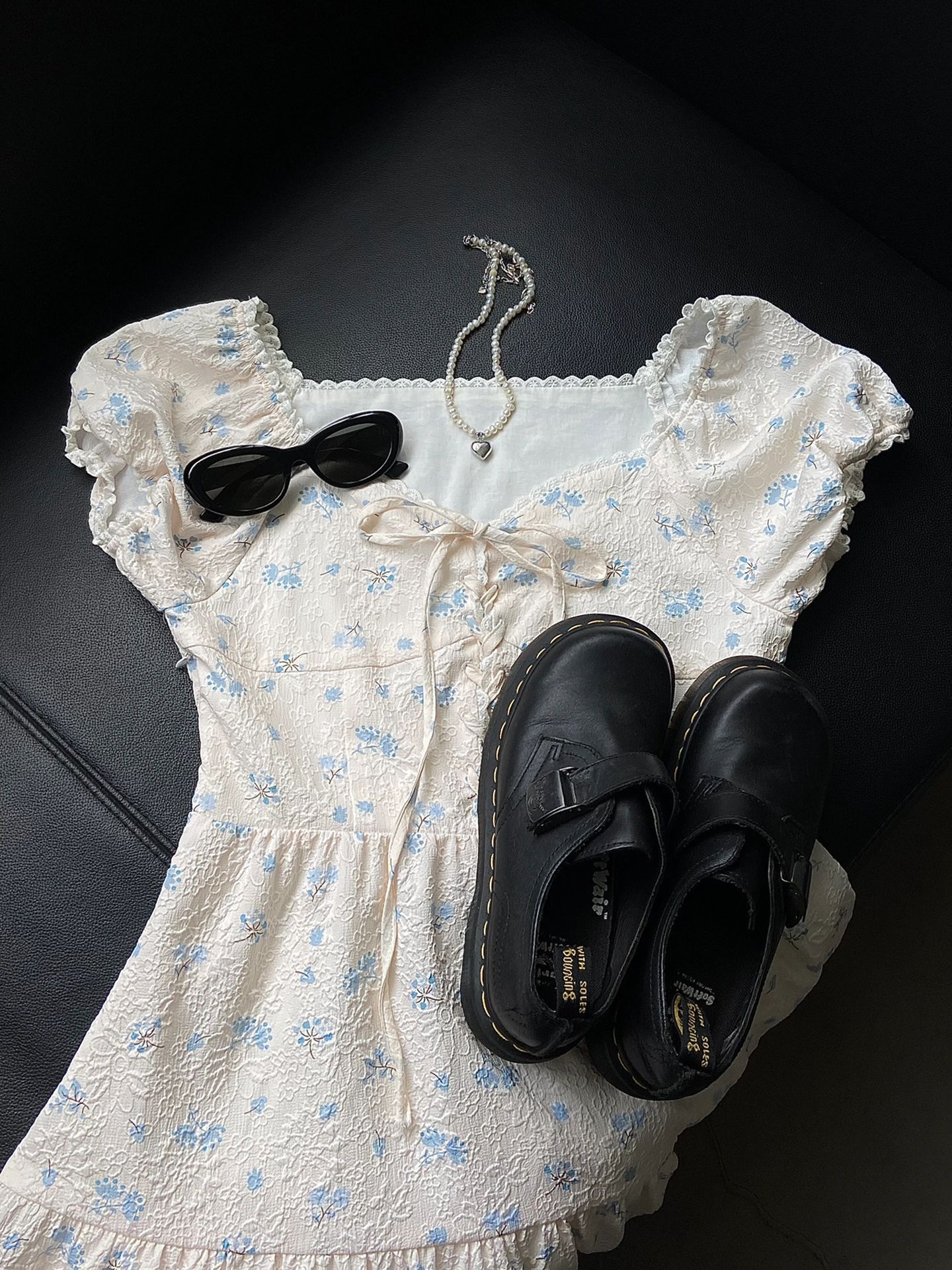 圆头 魔术贴 中口鞋 皮革  - VALI鞋履AI设计主图