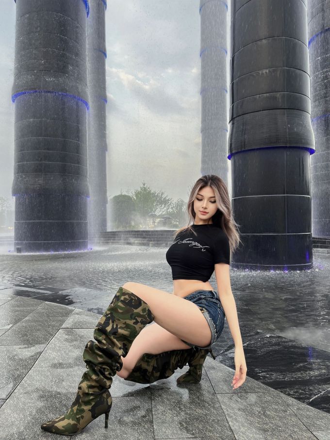 细跟 尖头 皮革 