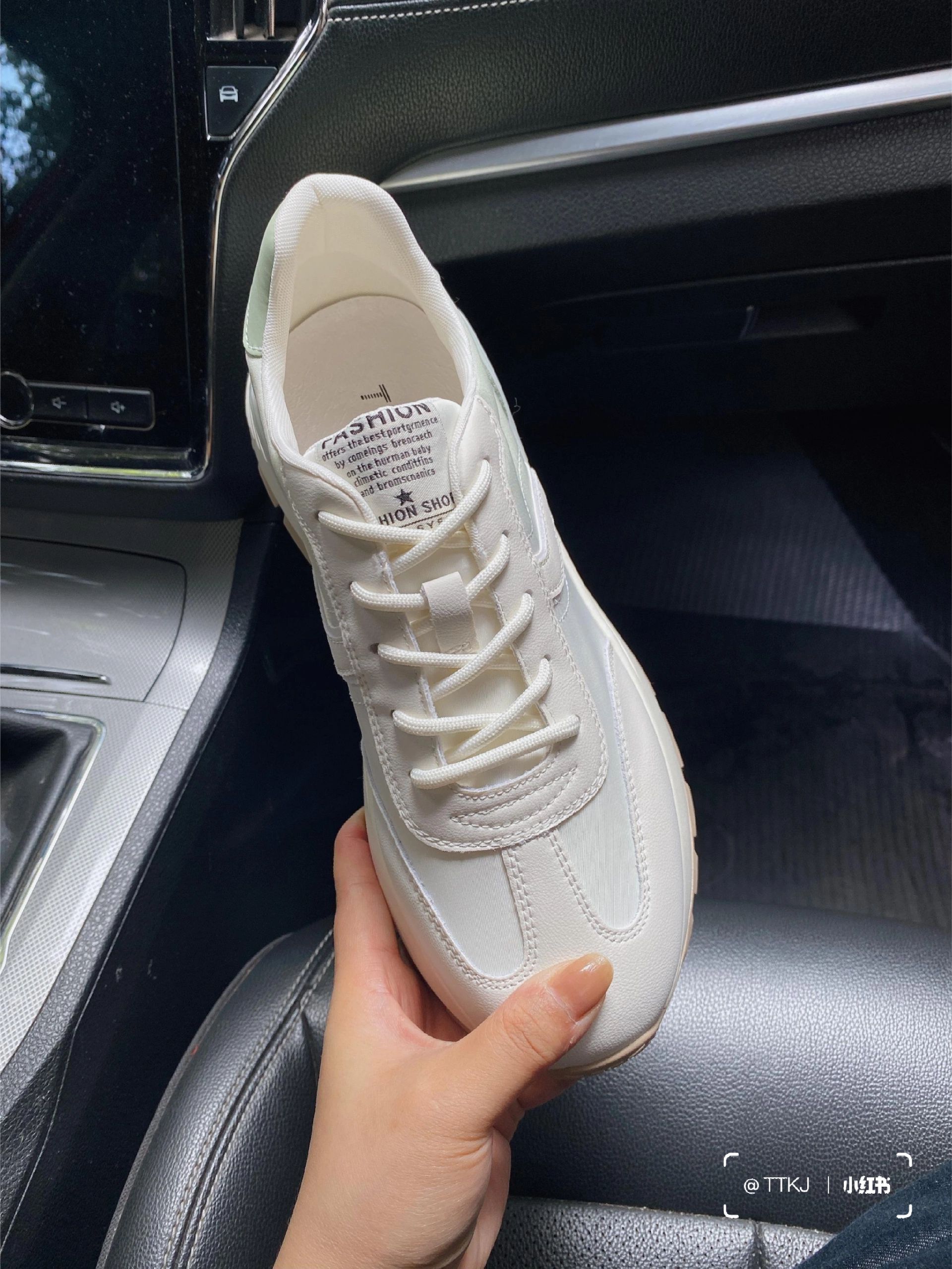 系带  - VALI鞋履AI设计主图