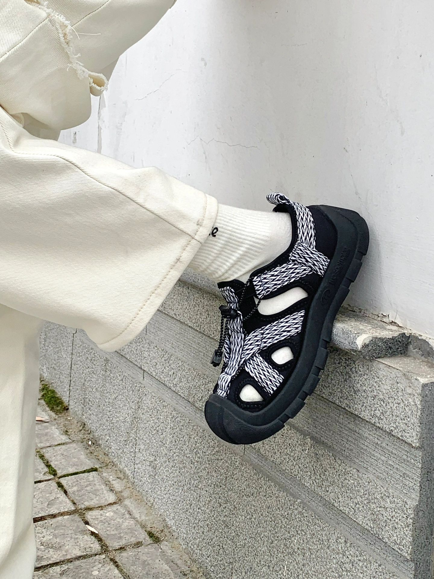 无帮  - VALI鞋履AI设计主图