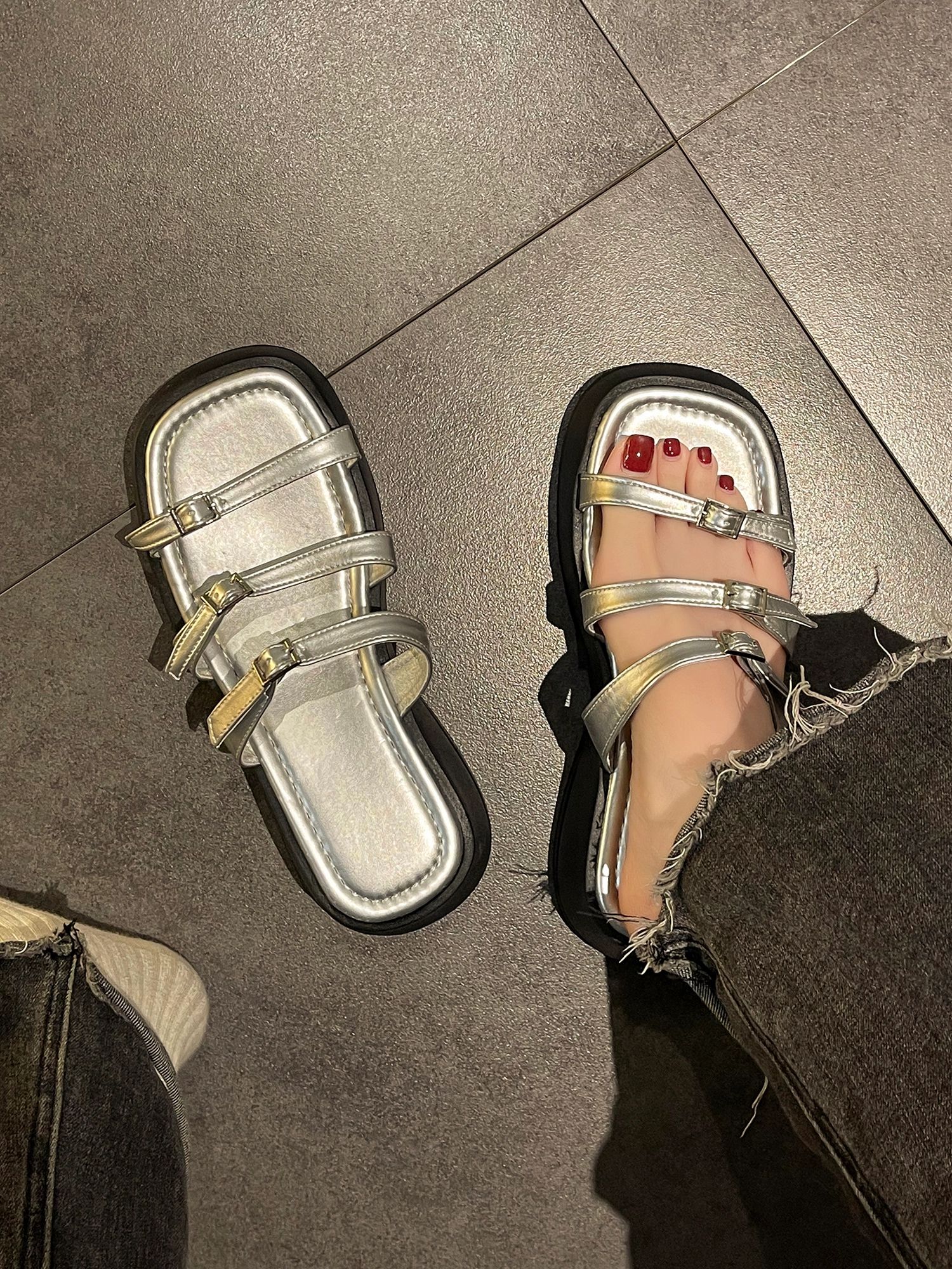 无帮 皮革  - VALI鞋履AI设计主图