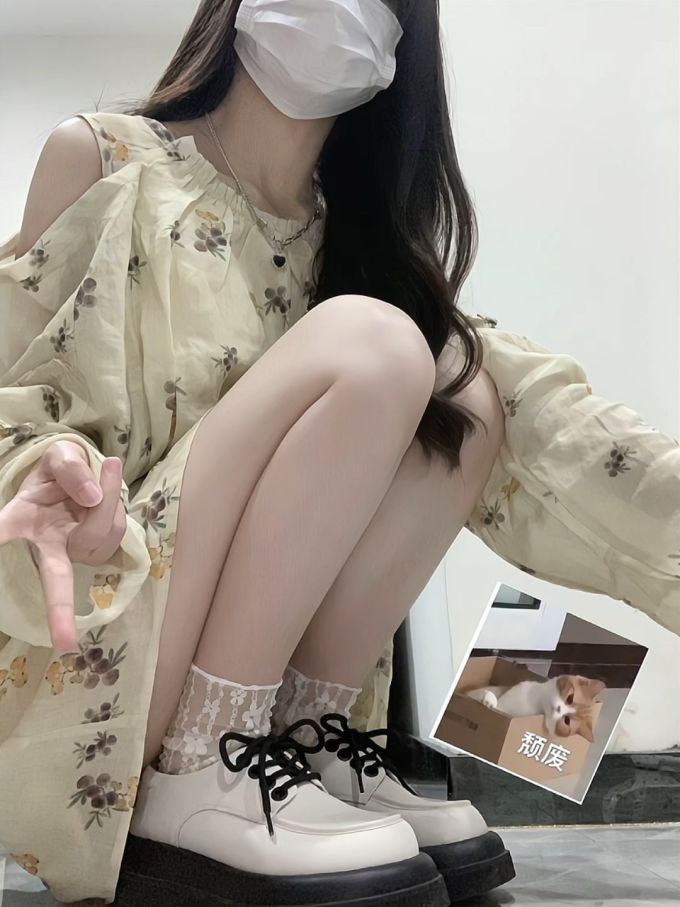 雪纺 A型 植物/花卉 碎花 抽褶 银鼠尾草色 牡蛎白 骨白色 树丛绿 