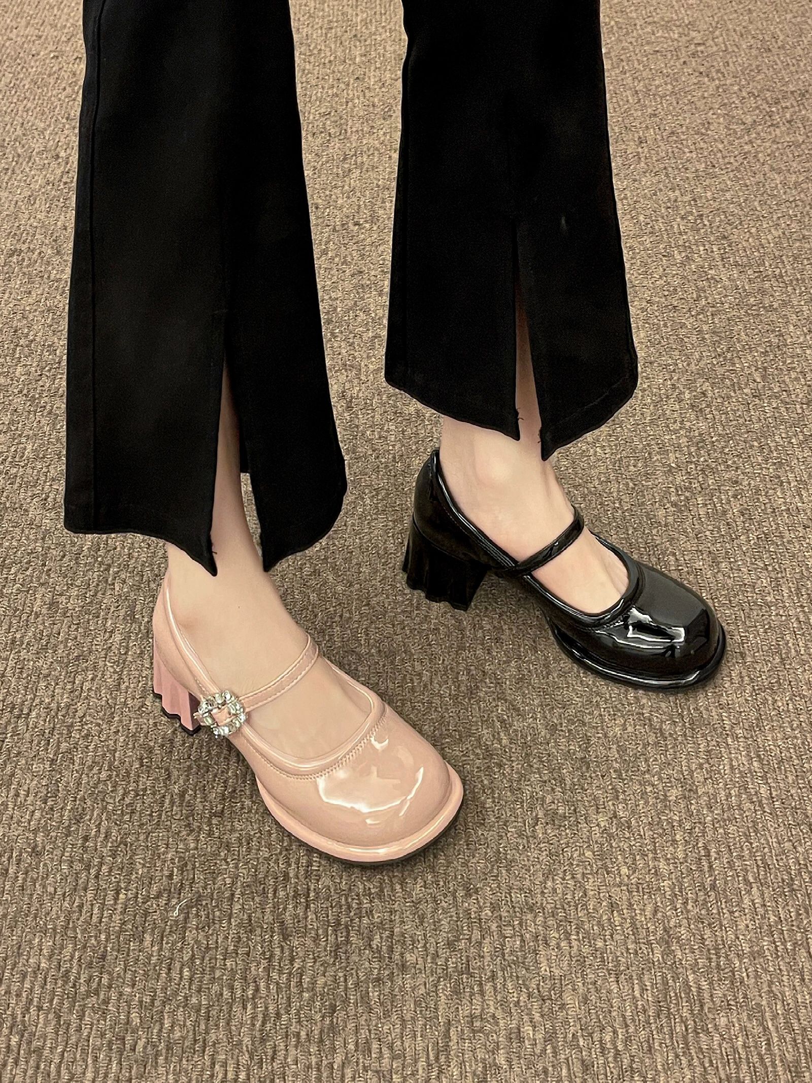 圆头 袢扣 中口鞋 皮革  - VALI鞋履AI设计主图