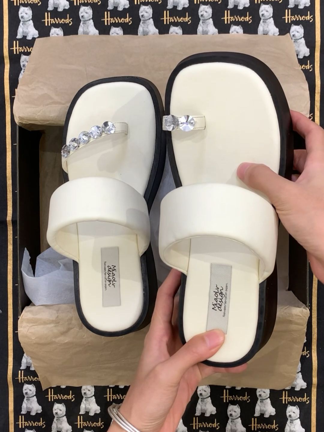 无帮 皮革  - VALI鞋履AI设计主图