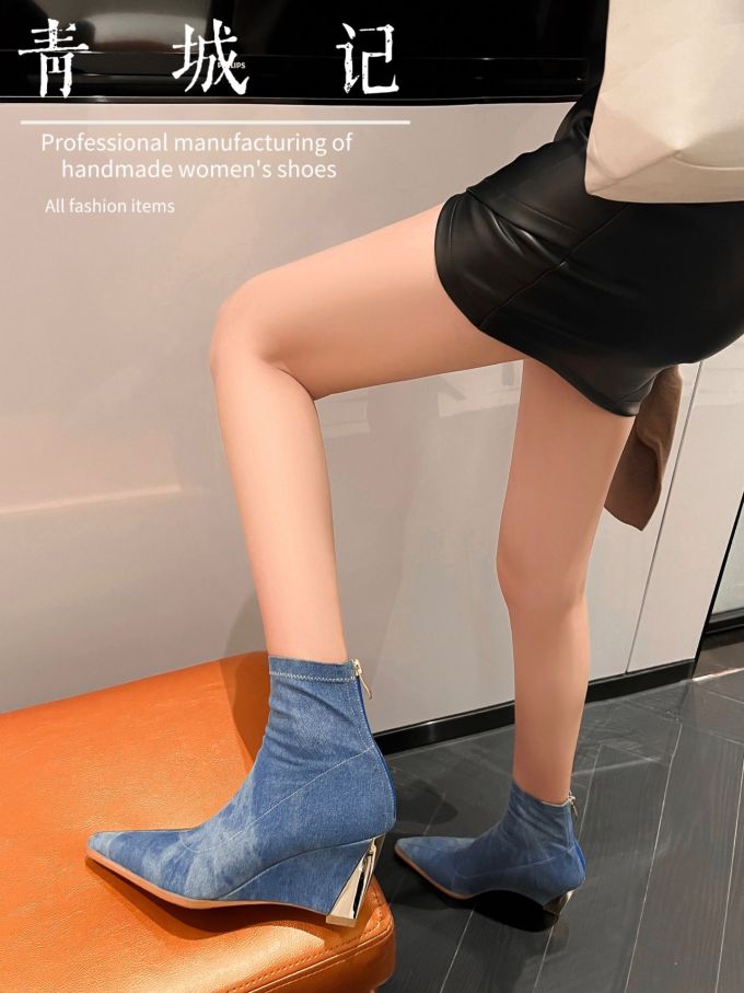 粗跟 方头 皮革 