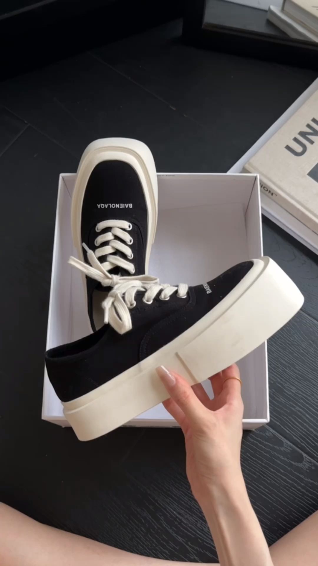 低帮 系带  - VALI鞋履AI设计主图