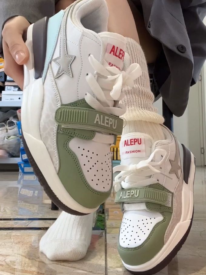 中帮 魔术贴 皮革 