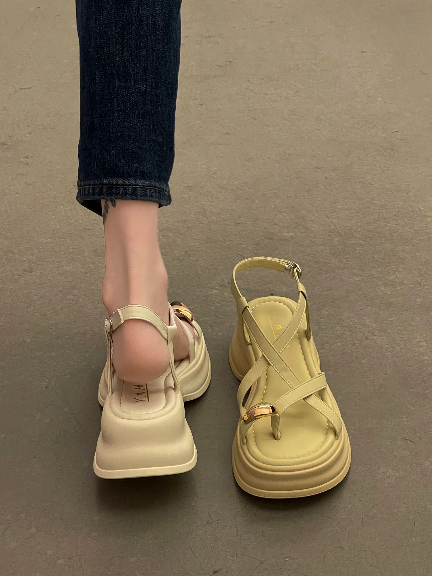 无帮 松紧带 袢扣 皮革  - VALI鞋履AI设计主图