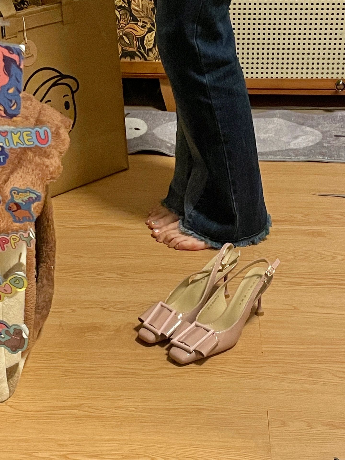 无帮 袢扣  - VALI鞋履AI设计主图