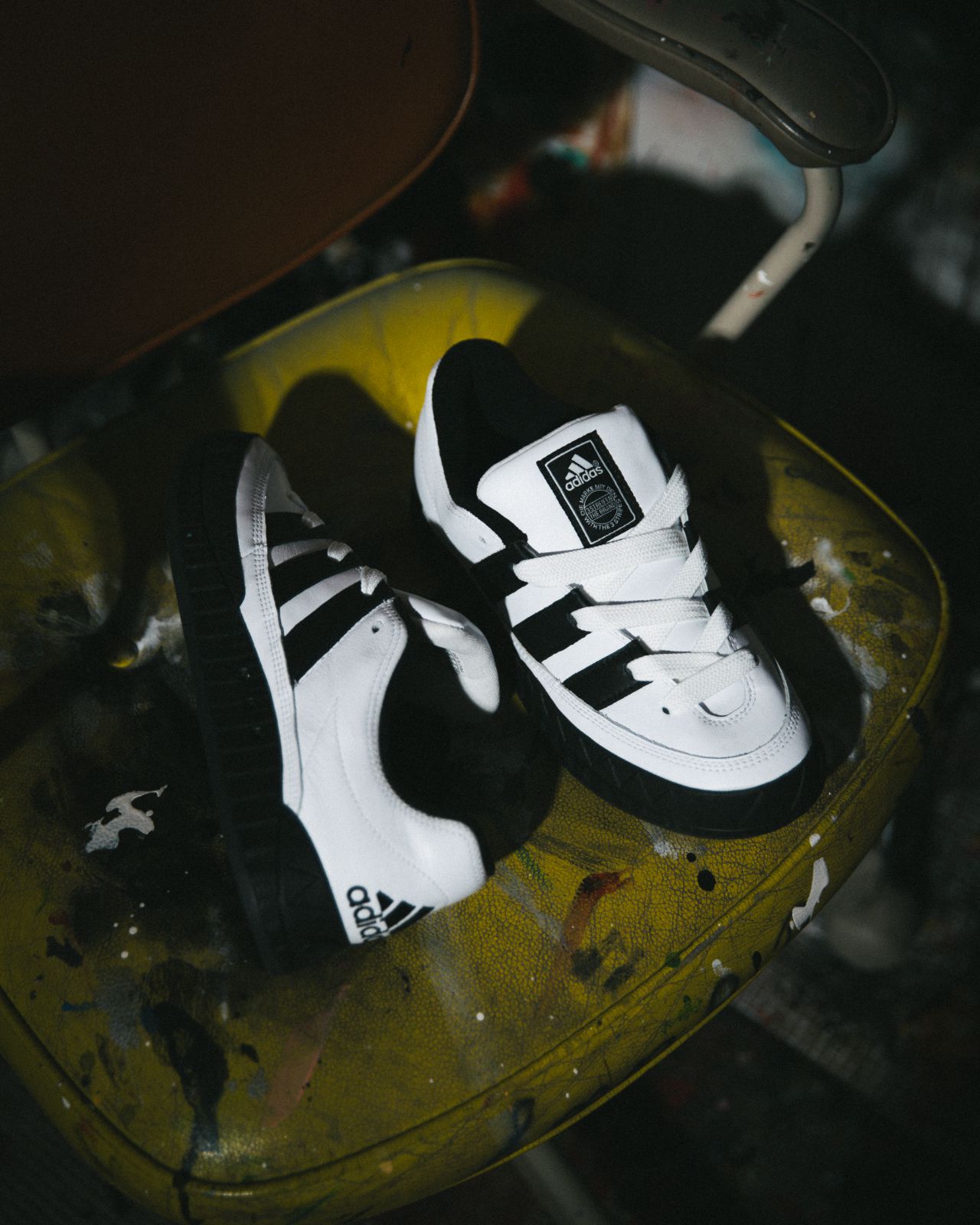 低帮 系带 皮革  - VALI鞋履AI设计主图