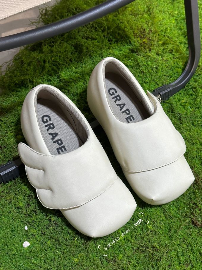 圆头 低帮 中口鞋 皮革 