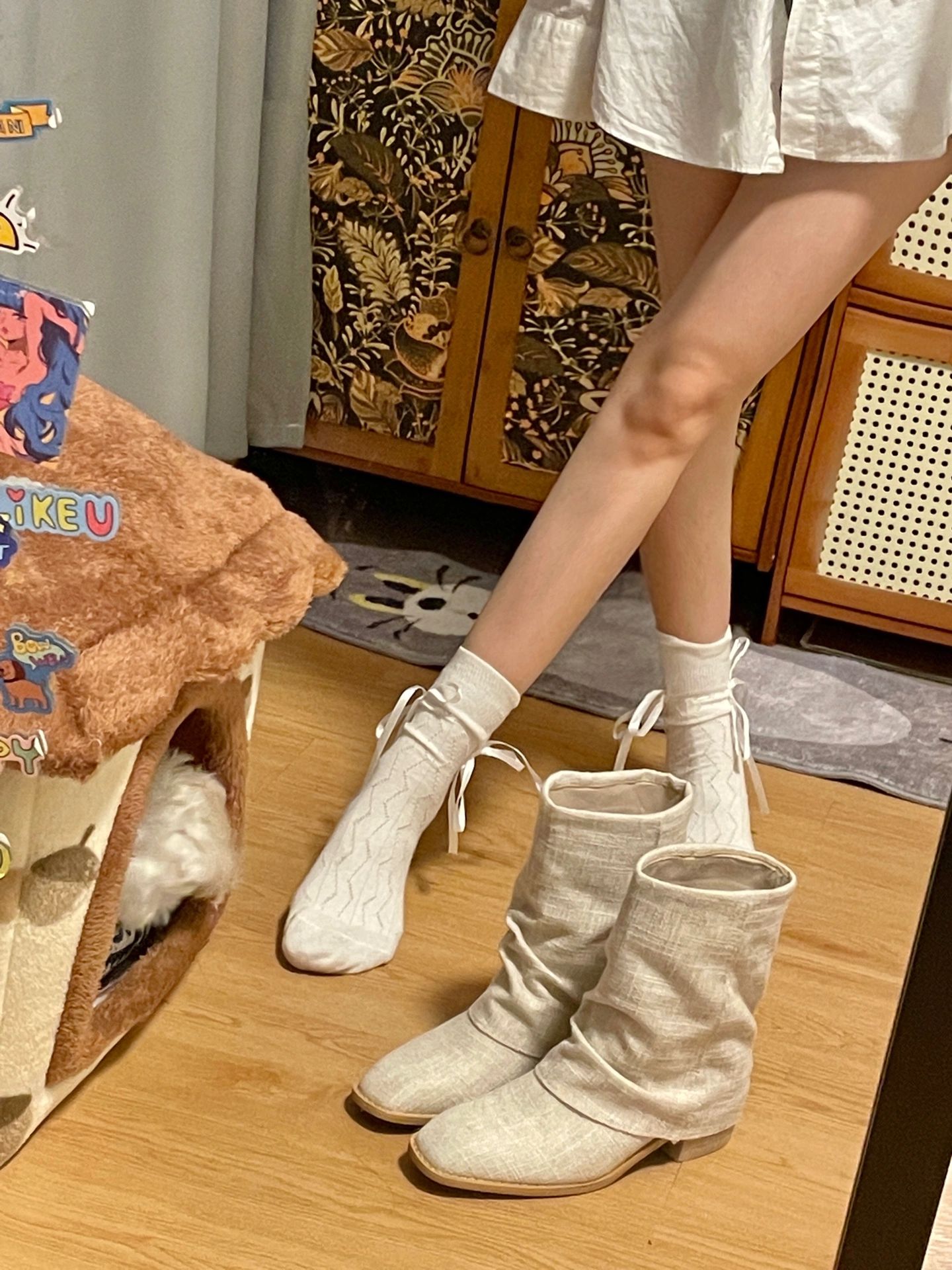 中跟 粗跟 圆头 皮革  - VALI鞋履AI设计主图