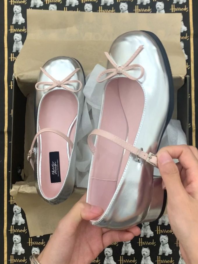 圆头 袢扣 浅口鞋 皮革 